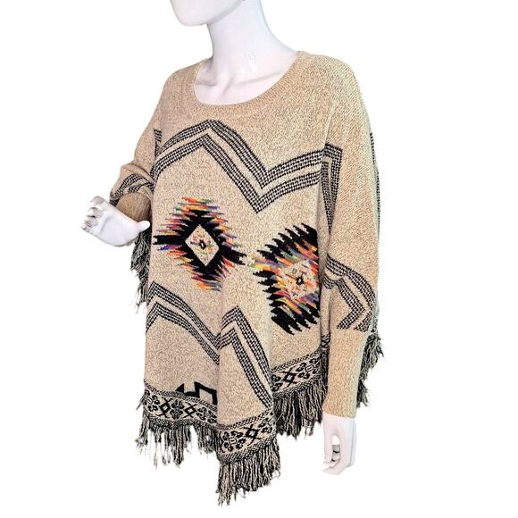 Kamana Aztec Design Fringed Sleeved Poncho One Size - Picture 3 of 8